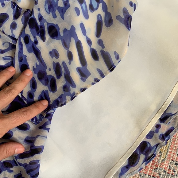 BCBG Maxazria blue and white silk party dress - Picture 7 of 10